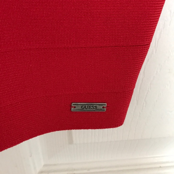 Guess Bodycon Dress size M - Picture 2 of 3